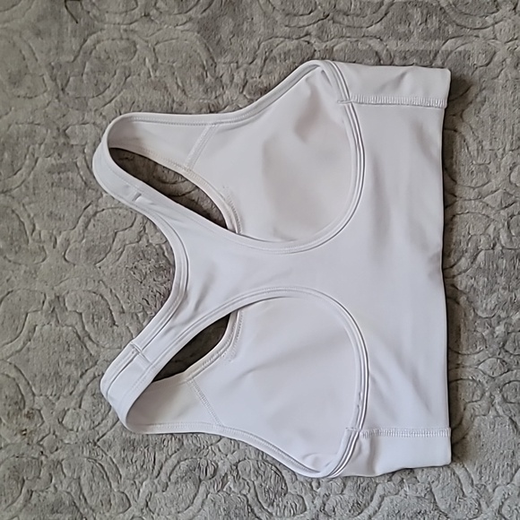 Nike padded sports bra Small - Picture 3 of 5